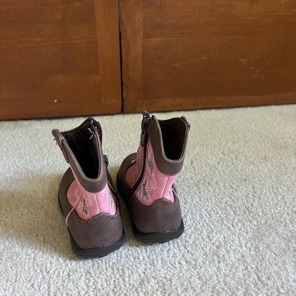 Wonder Nation Pink and Brown Butterfly Kids Boots - Picture 4 of 7
